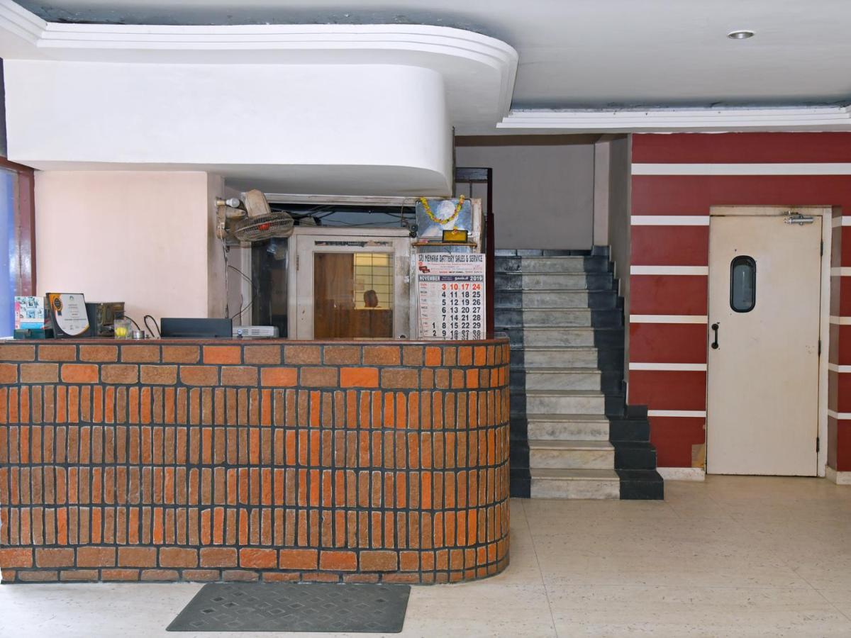 Hotel Aditya Pondicherry Bagian luar foto