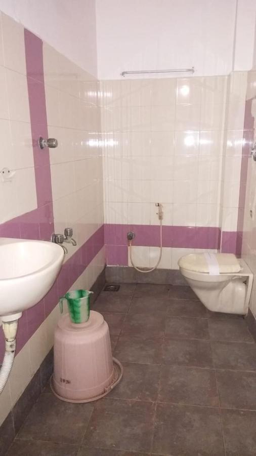 Hotel Aditya Pondicherry Bagian luar foto
