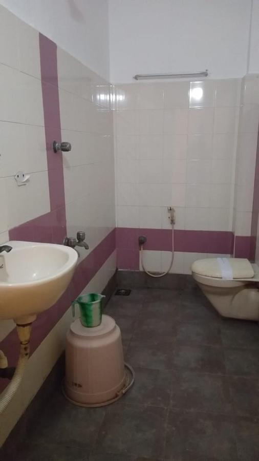 Hotel Aditya Pondicherry Bagian luar foto